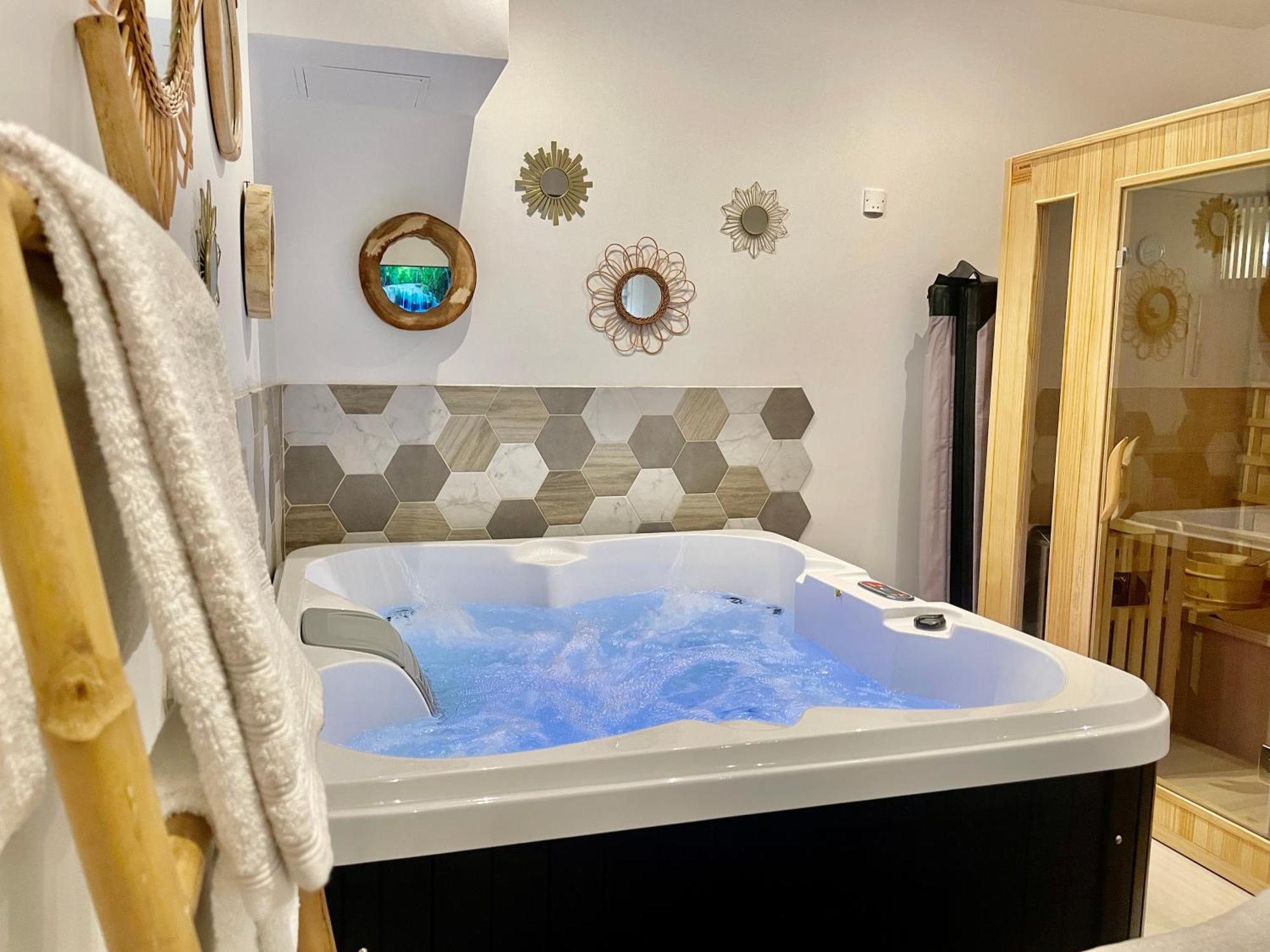 Apartamento L'Idylle LʼIsle-sur-la-Sorgue Exterior foto